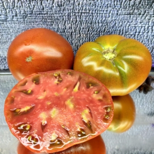 Томат Гном Маралинга