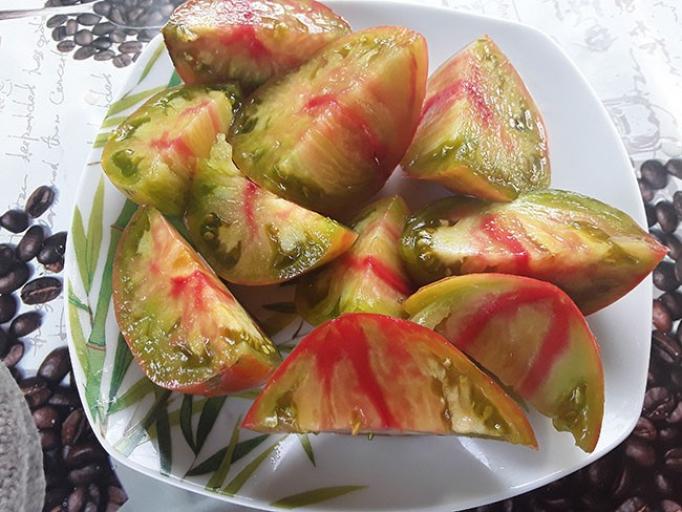 Томат Истинные цвета 3