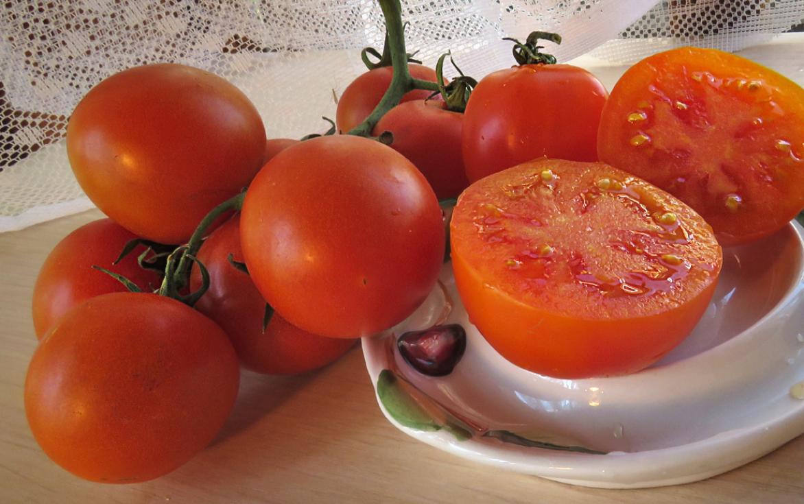 Томат Ликер красный