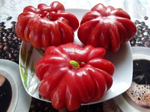 Томат Шарпей розовый
