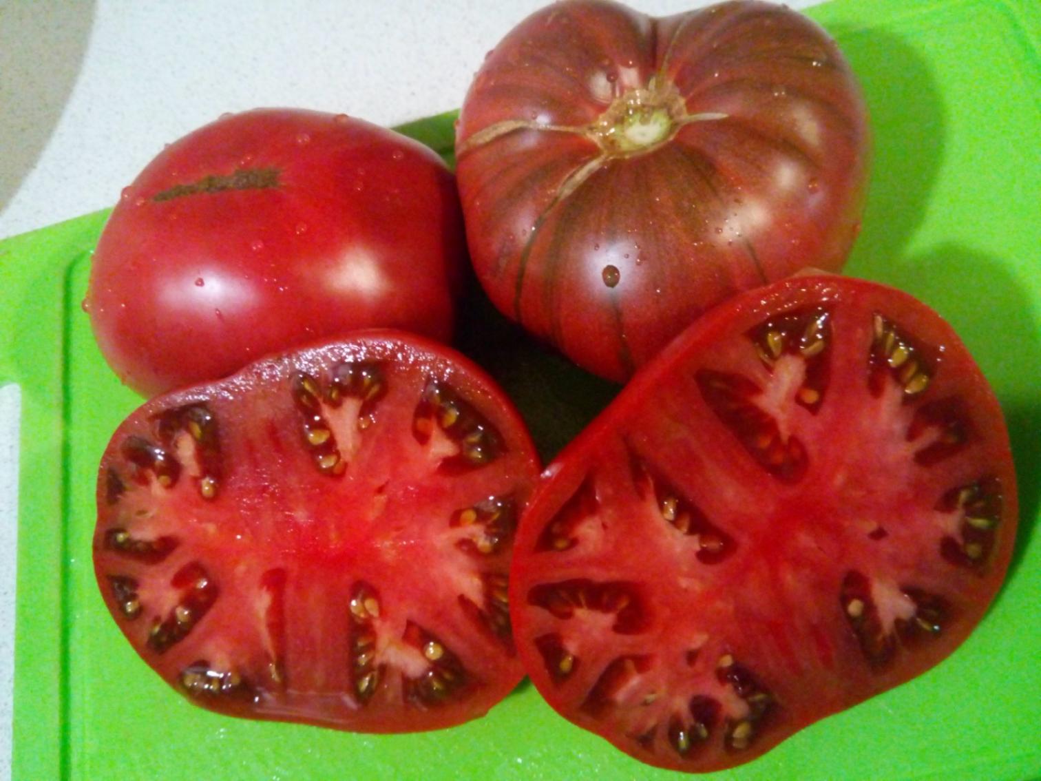 Томат Шоколадный пряник 4